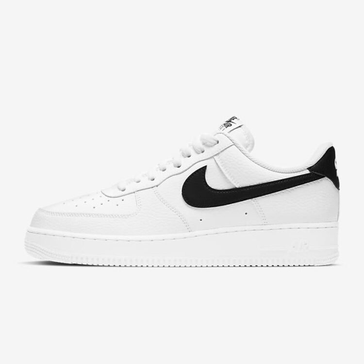 Baskets Pour Hommes Nike Air Force 1 ’07 CT2302-100 https://mastersportdz.store original Algerie DZ