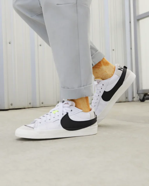 Nike Blazer Low 77 Jumbo DN2158-101 https://mastersportdz.store original Algerie DZ