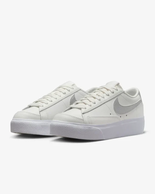 Nike Blazer Low Platform DQ7571-101 https://mastersportdz.store original Algerie DZ