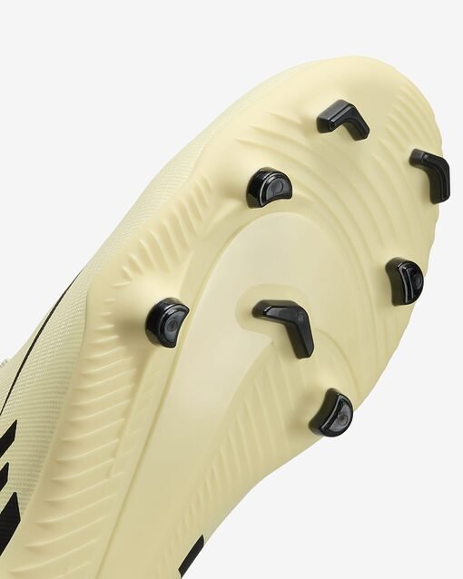 Soulier de Football Nike Jr. Mercurial Vapor 15 Club DJ5958-700 https://mastersportdz.store original Algerie DZ