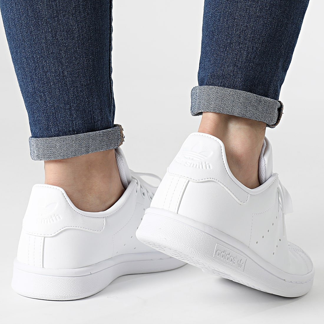 Baskets Adidas Stan Smith White FX7520 https://mastersportdz.store original Algerie DZ Baskets Adidas Stan Smith White FX7520 https://mastersportdz.store original Algerie DZ