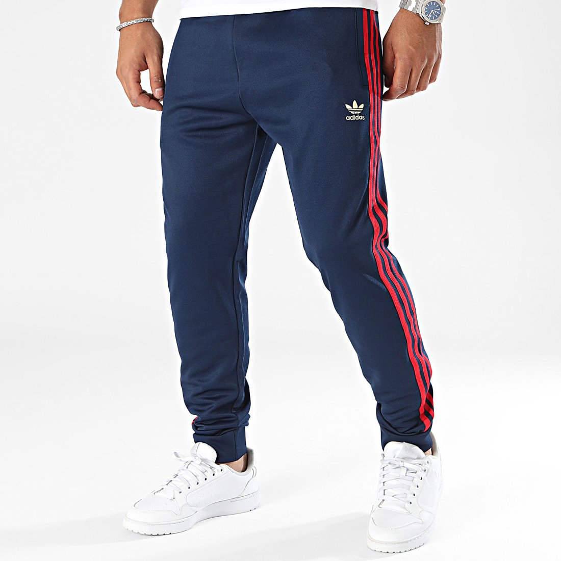 Ensemble Adidas SST pour Hommes IY9859 https://mastersportdz.store original Algerie DZ Ensemble Adidas SST pour Hommes IY9859 https://mastersportdz.store original Algerie DZ