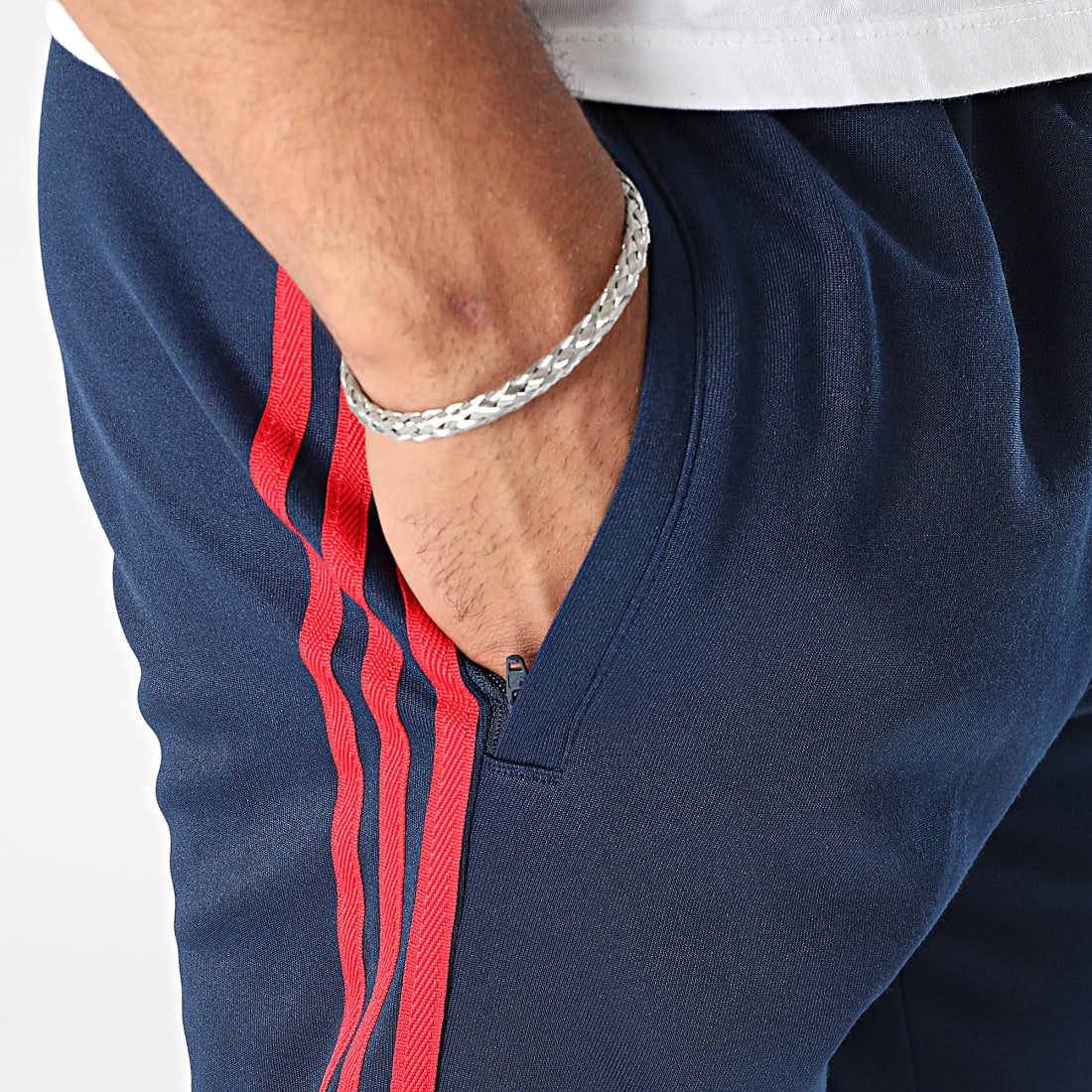 Ensemble Adidas SST pour Hommes IY9859 https://mastersportdz.store original Algerie DZ Ensemble Adidas SST pour Hommes IY9859 https://mastersportdz.store original Algerie DZ