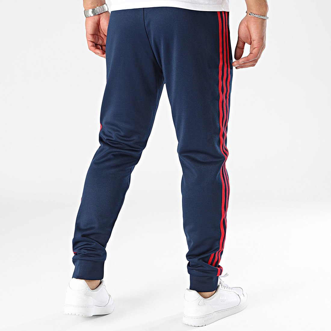 Ensemble Adidas SST pour Hommes IY9859 https://mastersportdz.store original Algerie DZ Ensemble Adidas SST pour Hommes IY9859 https://mastersportdz.store original Algerie DZ