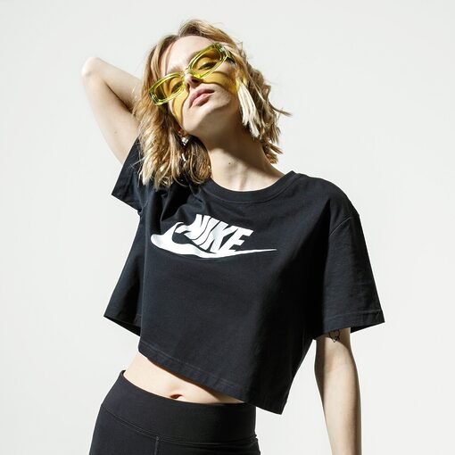 T-shirt court Nike Sportswear Essential pour Femmes BV6175-010 https://mastersportdz.store original Algerie DZ