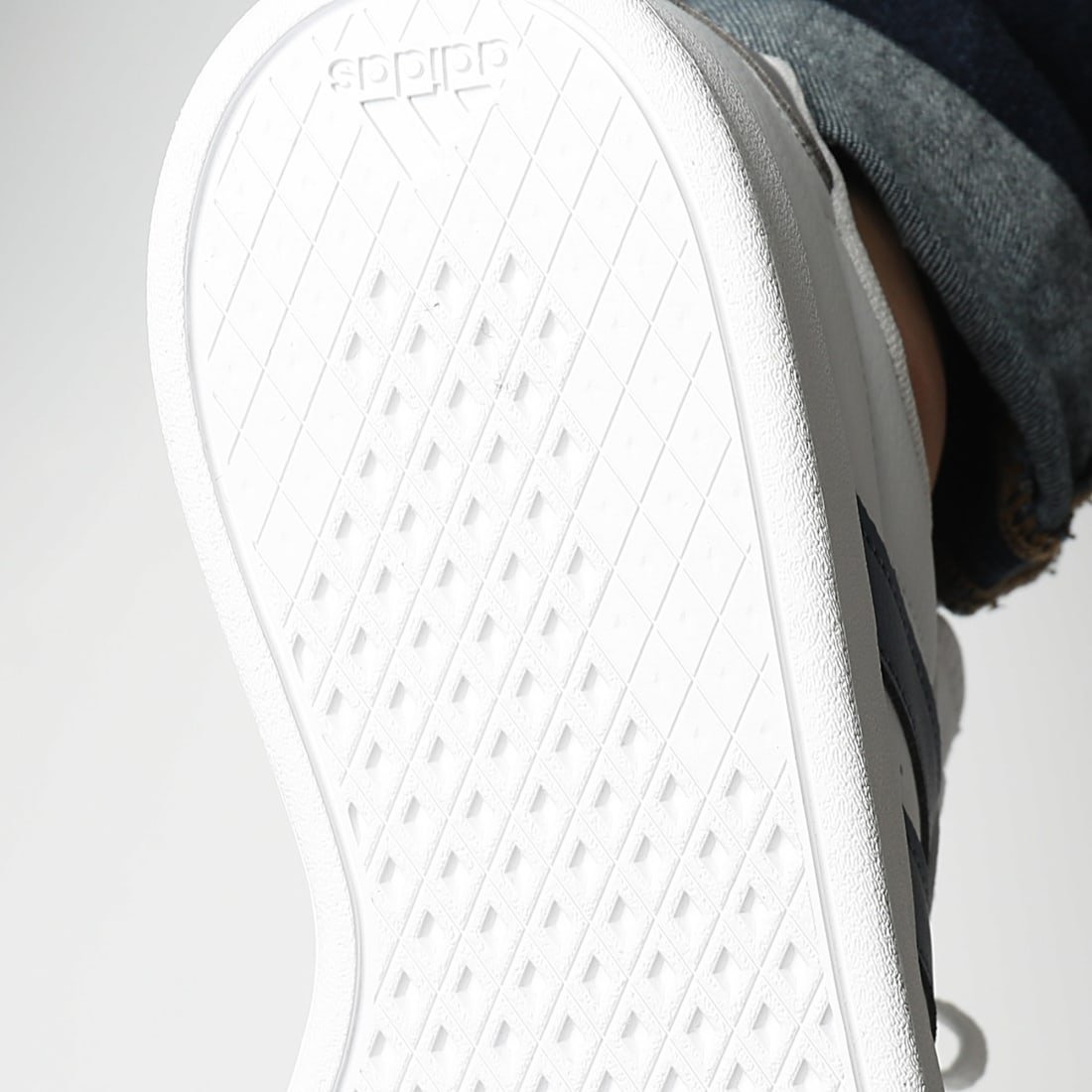 Chaussure adidas Breaknet 2.0 IG6887 https://mastersportdz.store original Algerie DZ Chaussure adidas Breaknet 2.0 IG6887 https://mastersportdz.store original Algerie DZ