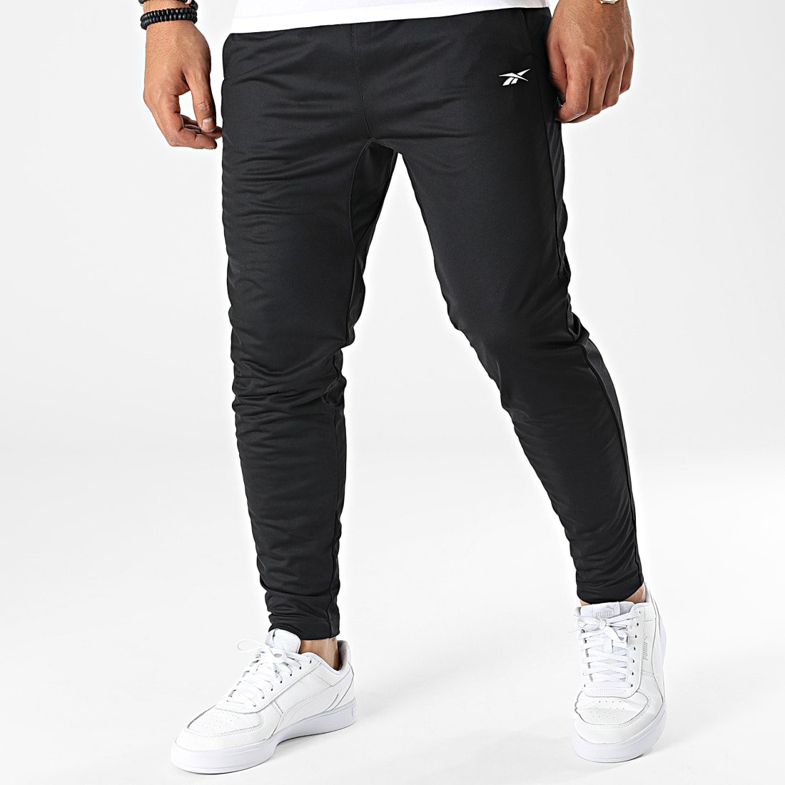 Pantalon Reebok Wor Knit Trackster Homme FJ4057 https://mastersportdz.store original Algerie DZ Pantalon Reebok Wor Knit Trackster Homme FJ4057 https://mastersportdz.store original Algerie DZ