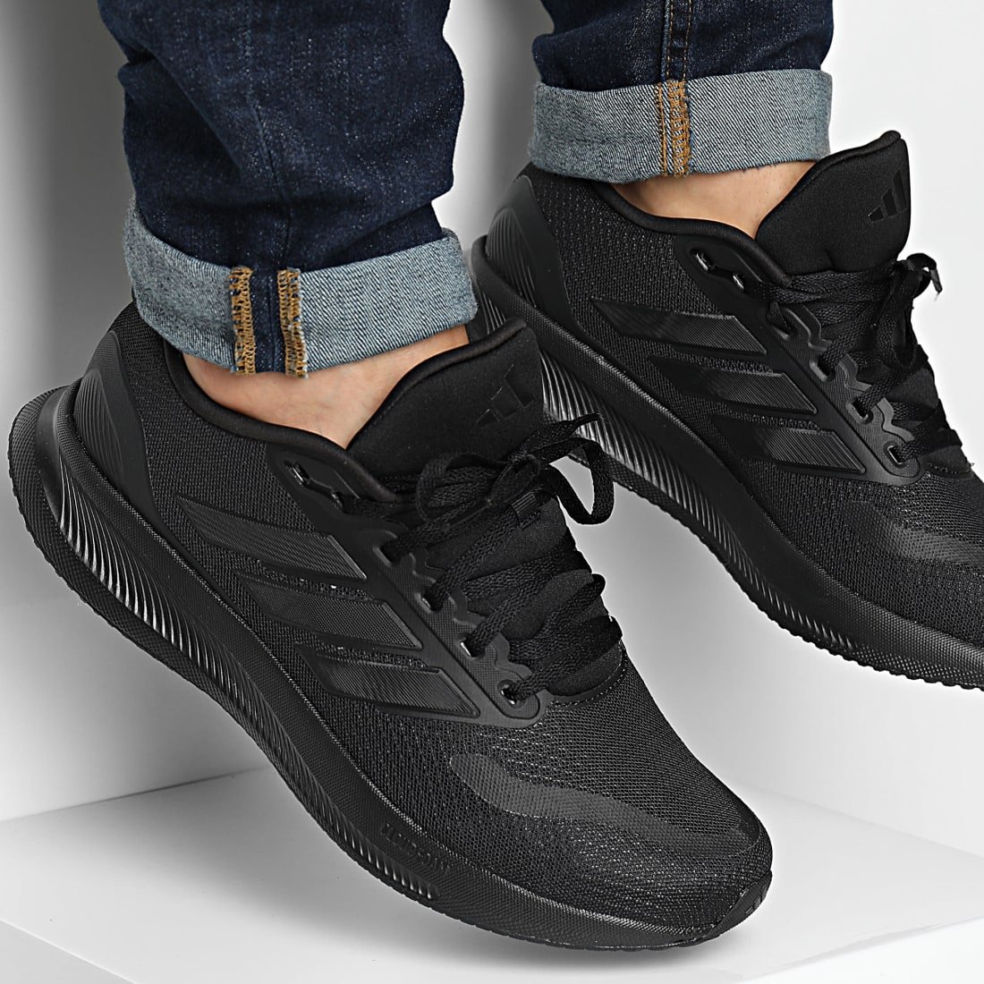Chaussure Running Adidas Runfalcon 5 IE8812 https://mastersportdz.store original Algerie DZ Chaussure Running Adidas Runfalcon 5 IE8812 https://mastersportdz.store original Algerie DZ