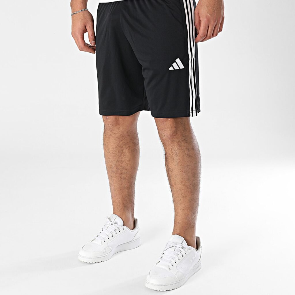 Ensemble Adidas Tiro 25 Essentials: T-shirt et short  Homme JD0446 https://mastersportdz.store original Algerie DZ Ensemble Adidas Tiro 25 Essentials: T-shirt et short  Homme JD0446 https://mastersportdz.store original Algerie DZ