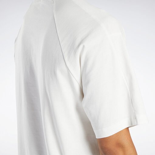 T-shirt Reebok Classics Essentials H66174 https://mastersportdz.store original Algerie DZ