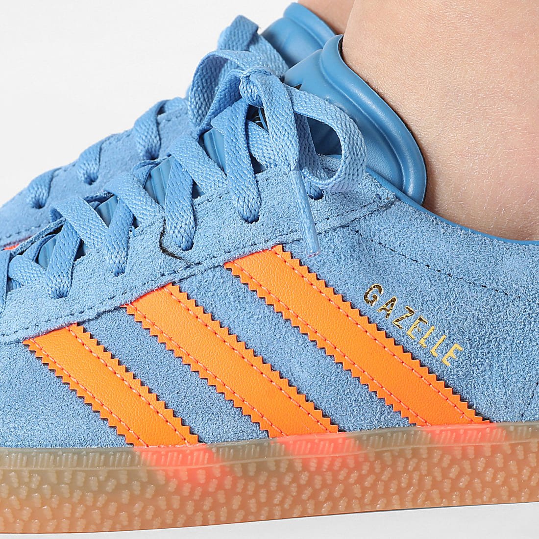 Baskets Adidas Gazelle JP7124 https://mastersportdz.store original Algerie DZ Baskets Adidas Gazelle JP7124 https://mastersportdz.store original Algerie DZ