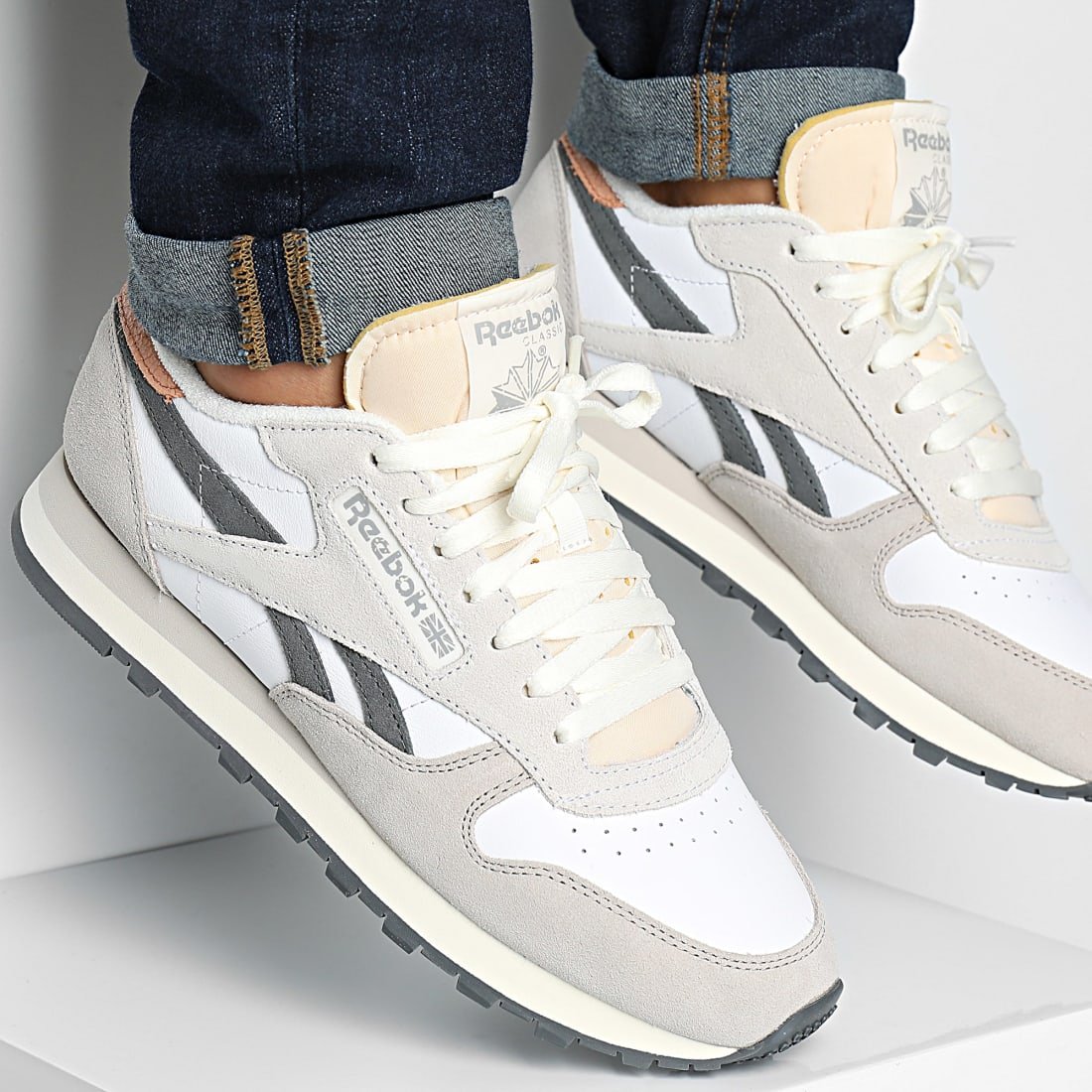 Baskets Reebok Classic Leather 100201109 https://mastersportdz.store original Algerie DZ Baskets Reebok Classic Leather 100201109 https://mastersportdz.store original Algerie DZ