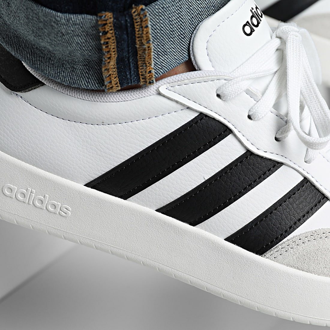 Chaussure Adidas Barreda JI2306 https://mastersportdz.store original Algerie DZ Chaussure Adidas Barreda JI2306 https://mastersportdz.store original Algerie DZ