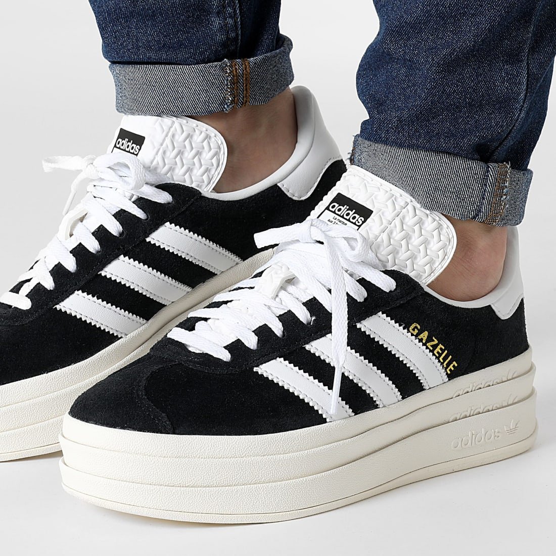 Chaussure Adidas Gazelle Bold HQ6912 https://mastersportdz.store original Algerie DZ Chaussure Adidas Gazelle Bold HQ6912 https://mastersportdz.store original Algerie DZ