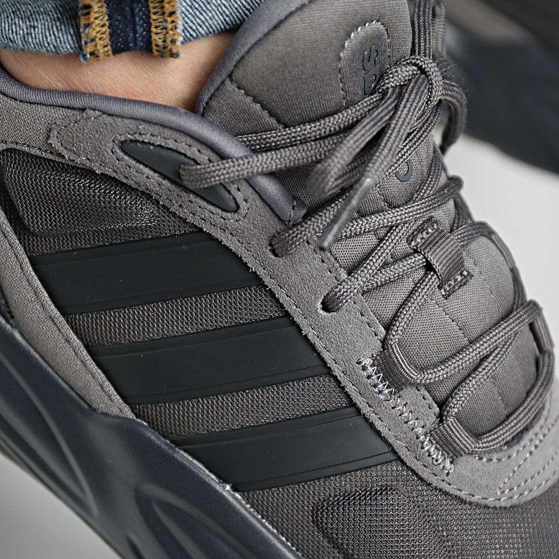 Chaussure Adidas Ozelle Cloudfoam IG5984 https://mastersportdz.store original Algerie DZ Chaussure Adidas Ozelle Cloudfoam IG5984 https://mastersportdz.store original Algerie DZ