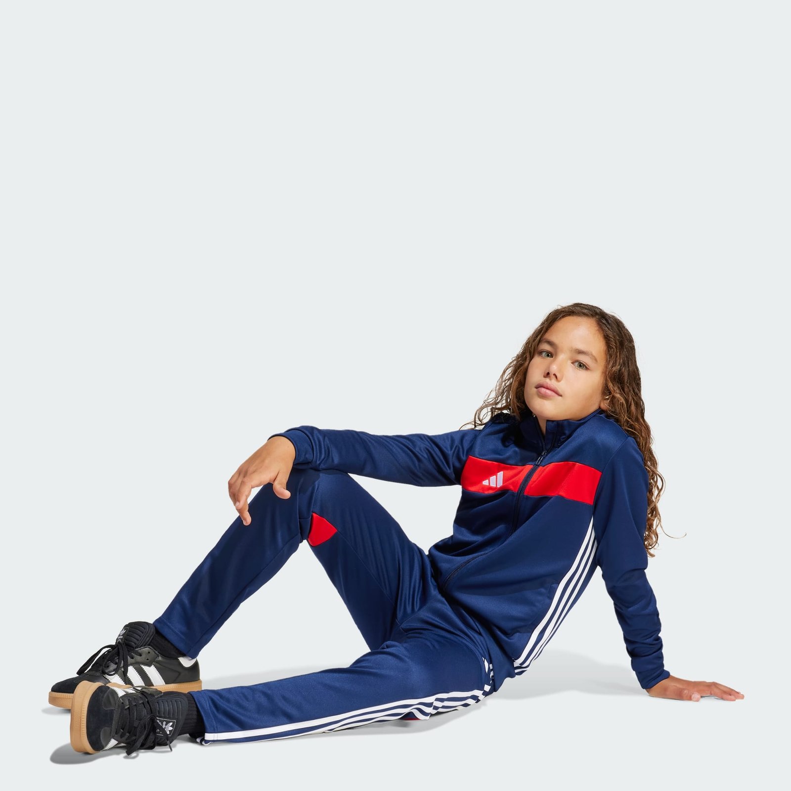 Ensemble de Survêtement Adidas Tiro 25 Essentials Junior JD0626 https://mastersportdz.store original Algerie DZ Ensemble de Survêtement Adidas Tiro 25 Essentials Junior JD0626 https://mastersportdz.store original Algerie DZ
