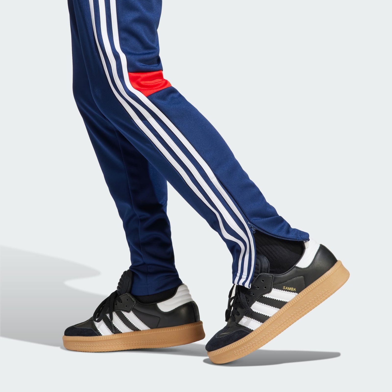 Ensemble de Survêtement Adidas Tiro 25 Essentials Junior JD0626 https://mastersportdz.store original Algerie DZ Ensemble de Survêtement Adidas Tiro 25 Essentials Junior JD0626 https://mastersportdz.store original Algerie DZ
