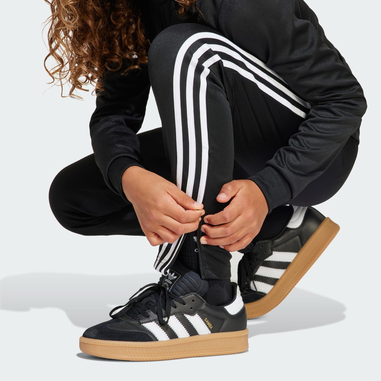 Ensemble de Survêtement Adidas Tiro 25 Essentials Junior JD0625 https://mastersportdz.store original Algerie DZ Ensemble de Survêtement Adidas Tiro 25 Essentials Junior JD0625 https://mastersportdz.store original Algerie DZ