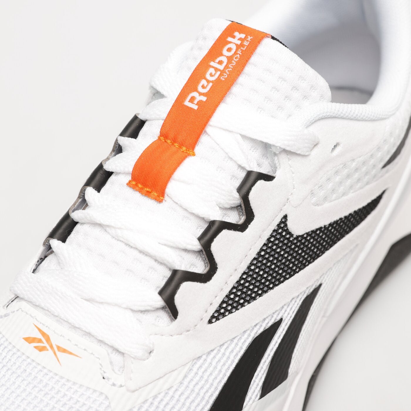 Reebok Nanoflex TR 2.0 Unisexes HP6108 https://mastersportdz.store original Algerie DZ Reebok Nanoflex TR 2.0 Unisexes HP6108 https://mastersportdz.store original Algerie DZ