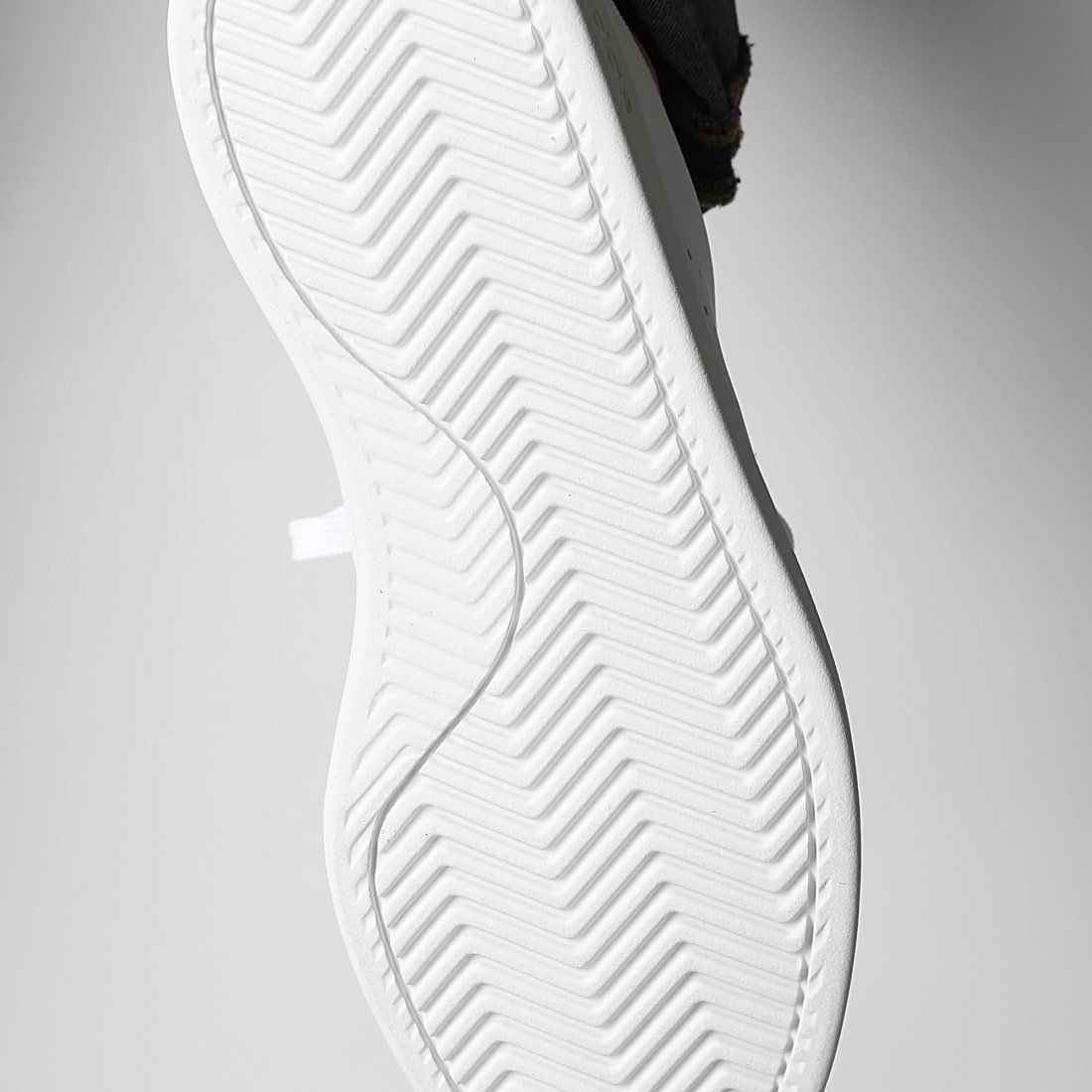 Sneakers Adidas Advantage 2.0 IG9166 https://mastersportdz.store original Algerie DZ Sneakers Adidas Advantage 2.0 IG9166 https://mastersportdz.store original Algerie DZ