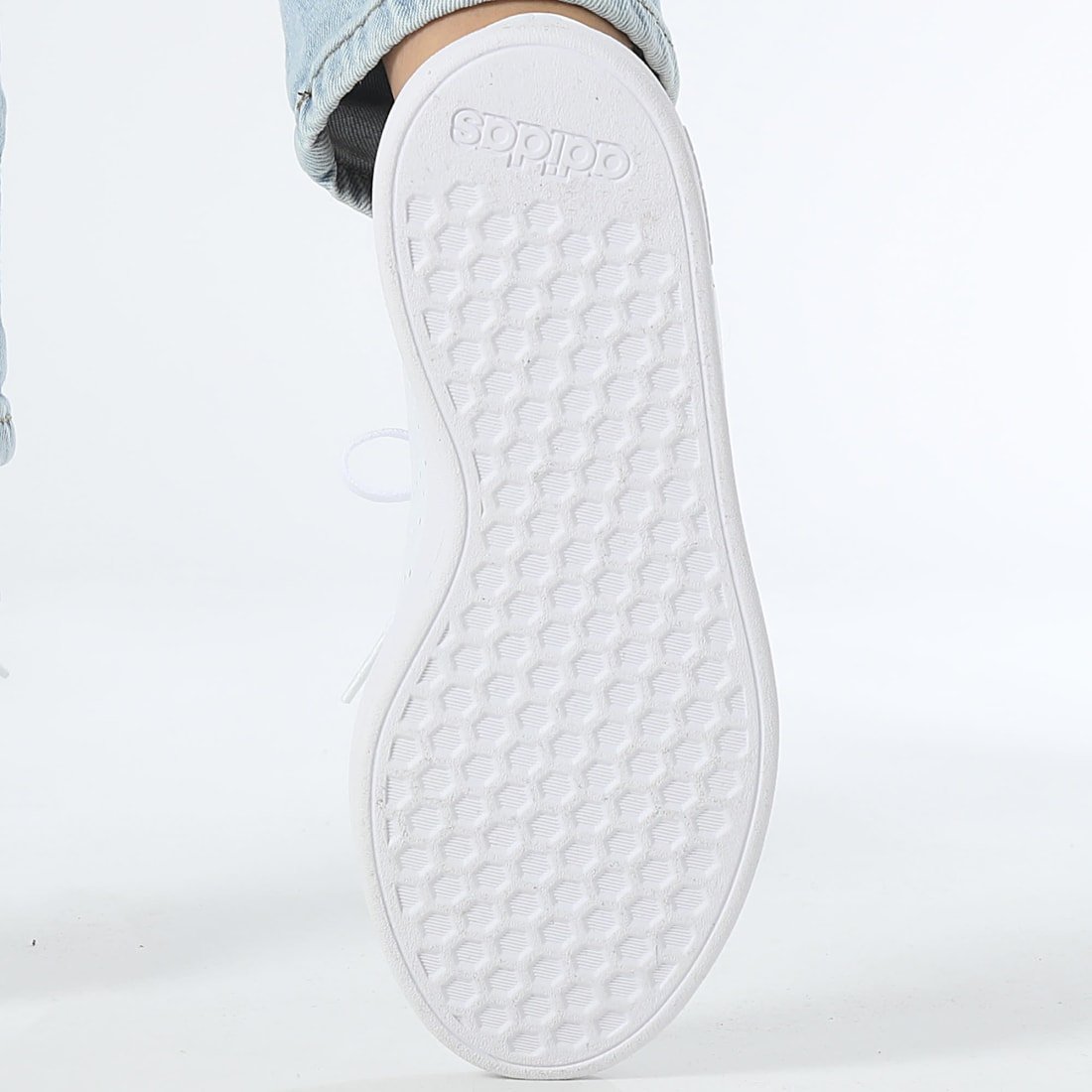 Sneakers Adidas Advantage Base 2.0 Unisexe IF4136 https://mastersportdz.store original Algerie DZ Sneakers Adidas Advantage Base 2.0 Unisexe IF4136 https://mastersportdz.store original Algerie DZ