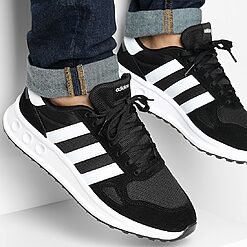 Baskets Adidas Sportswear Run 84 IH8613 https://mastersportdz.store original Algerie DZ Baskets Adidas Sportswear Run 84 IH8613 https://mastersportdz.store original Algerie DZ