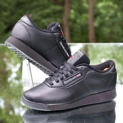Chaussure Reebok Classique Unisexe 100000120 https://mastersportdz.store original Algerie DZ Chaussure Reebok Classique Unisexe 100000120 https://mastersportdz.store original Algerie DZ