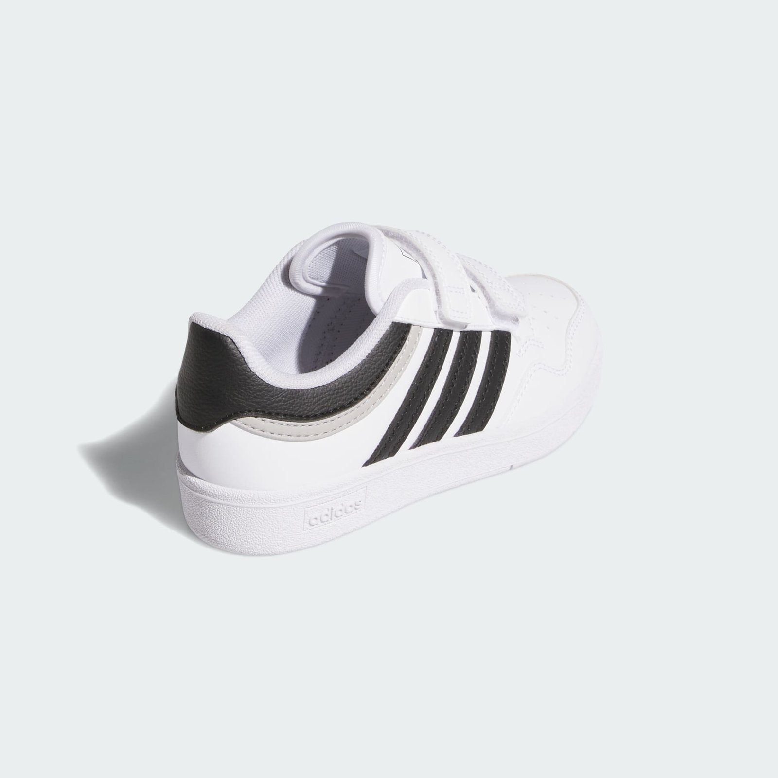 Chaussures Adidas Hoops 4.0 Enfant JI3482 https://mastersportdz.store original Algerie DZ Chaussures Adidas Hoops 4.0 Enfant JI3482 https://mastersportdz.store original Algerie DZ
