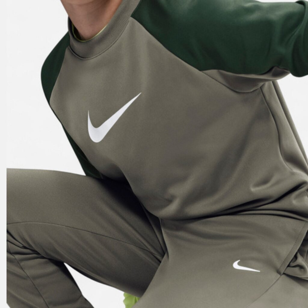 Ensemble de Survêtement Dri-FIT Jr HQ9317-320 https://mastersportdz.store original Algerie DZ Ensemble de Survêtement Dri-FIT Jr HQ9317-320 https://mastersportdz.store original Algerie DZ