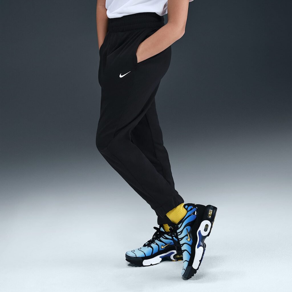 Ensemble de Survêtement Dri-FIT Jr HQ9317-010 https://mastersportdz.store original Algerie DZ Ensemble de Survêtement Dri-FIT Jr HQ9317-010 https://mastersportdz.store original Algerie DZ