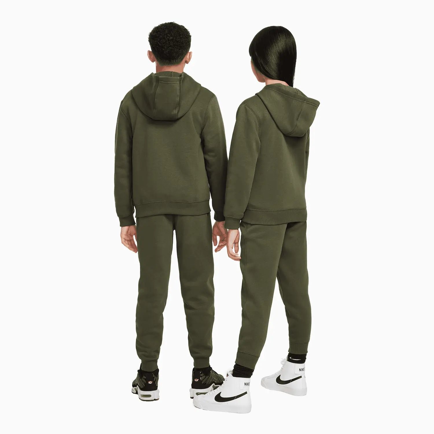 Ensemble de Survêtement Nike Sportswear Club Fleece Enfant FD3114-325 https://mastersportdz.store original Algerie DZ Ensemble de Survêtement Nike Sportswear Club Fleece Enfant FD3114-325 https://mastersportdz.store original Algerie DZ
