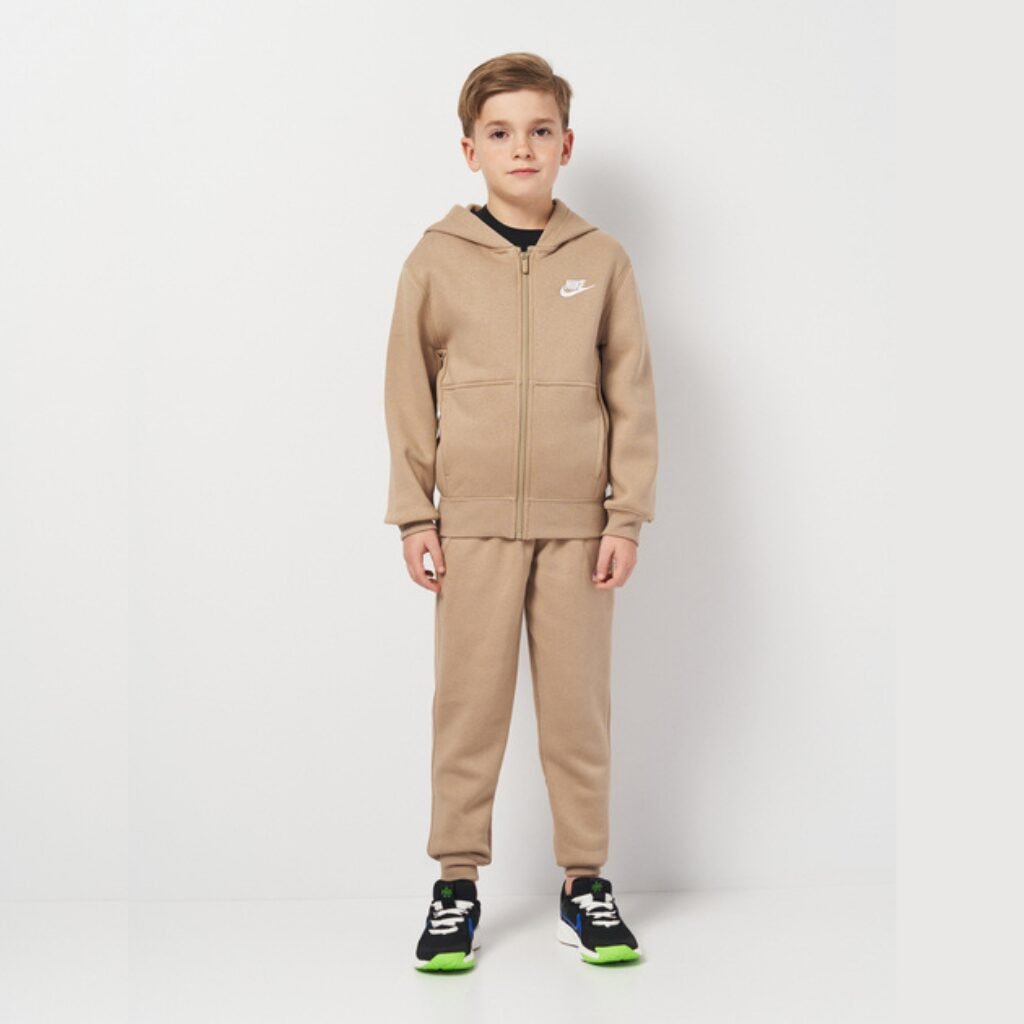 Ensemble de Survêtement Nike Sportswear Club Fleece Enfant FD3114-247 https://mastersportdz.store original Algerie DZ Ensemble de Survêtement Nike Sportswear Club Fleece Enfant FD3114-247 https://mastersportdz.store original Algerie DZ