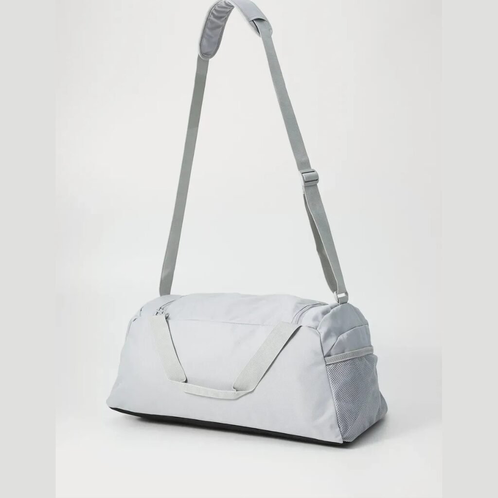 Sac de sport Puma fondamental unisexe 34 L 09118712 https://mastersportdz.store original Algerie DZ Sac de sport Puma fondamental unisexe 34 L 09118712 https://mastersportdz.store original Algerie DZ