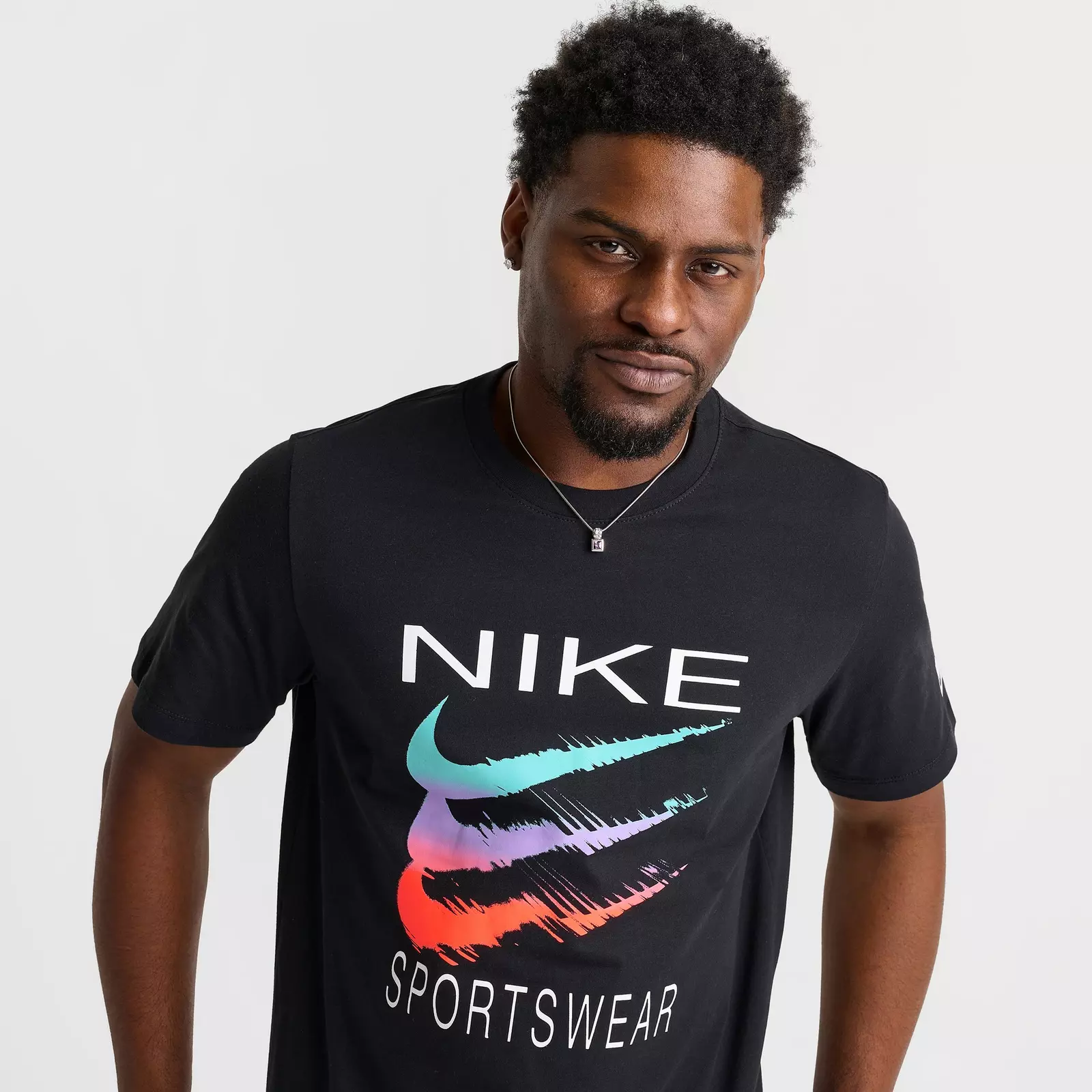 T-shirt Nike Sportswear Triple Swoosh homme HQ8094-010 https://mastersportdz.store original Algerie DZ T-shirt Nike Sportswear Triple Swoosh homme HQ8094-010 https://mastersportdz.store original Algerie DZ