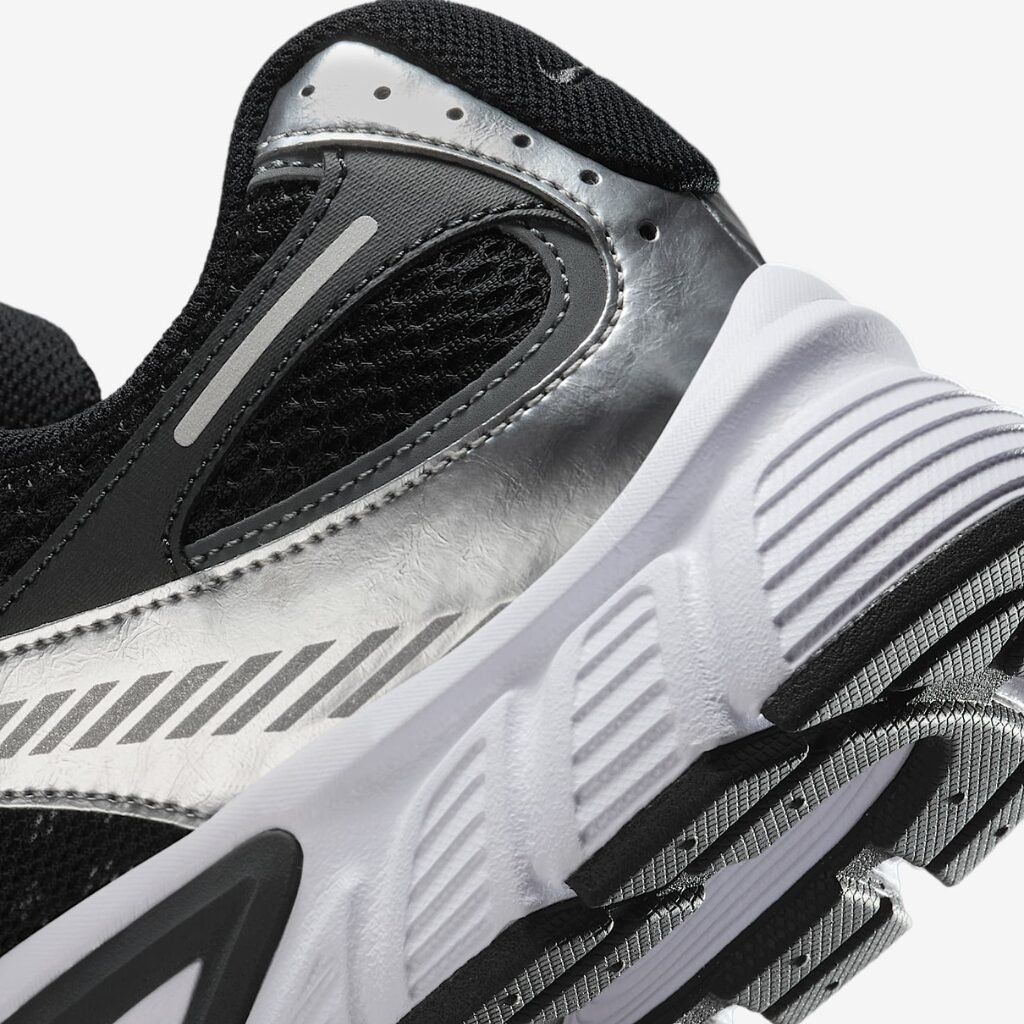 Baskets Nike V5 RNR HJ5228-004 https://mastersportdz.store original Algerie DZ Baskets Nike V5 RNR HJ5228-004 https://mastersportdz.store original Algerie DZ