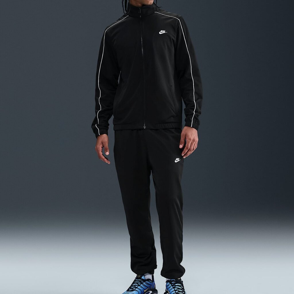 Ensemble de Survêtement Nike Sportswear Club HV1444-010 https://mastersportdz.store original Algerie DZ Ensemble de Survêtement Nike Sportswear Club HV1444-010 https://mastersportdz.store original Algerie DZ