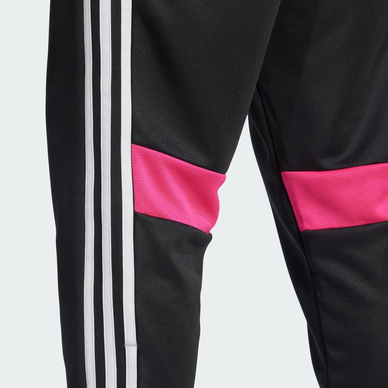 Pantalon Adidas Tiro 25 Essentials Training JD0445 https://mastersportdz.store original Algerie DZ Pantalon Adidas Tiro 25 Essentials Training JD0445 https://mastersportdz.store original Algerie DZ