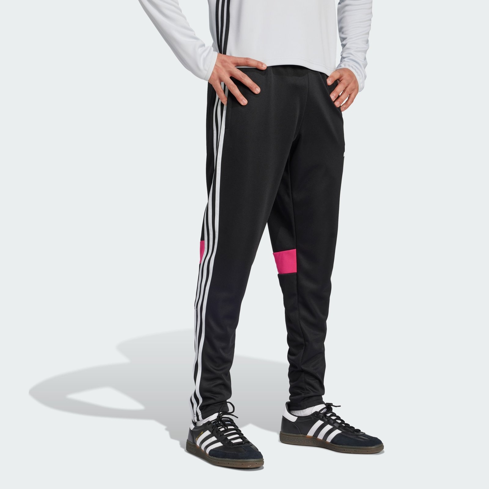 Pantalon Adidas Tiro 25 Essentials Training JD0445 https://mastersportdz.store original Algerie DZ Pantalon Adidas Tiro 25 Essentials Training JD0445 https://mastersportdz.store original Algerie DZ
