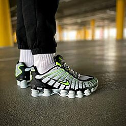 Baskets Nike Shox TL Lime Blast AV3595-005 https://mastersportdz.store original Algerie DZ