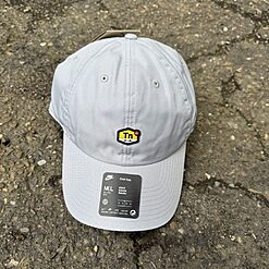 Casquette Nike Dri-FIT Club FN9888-012 https://mastersportdz.store original Algerie DZ