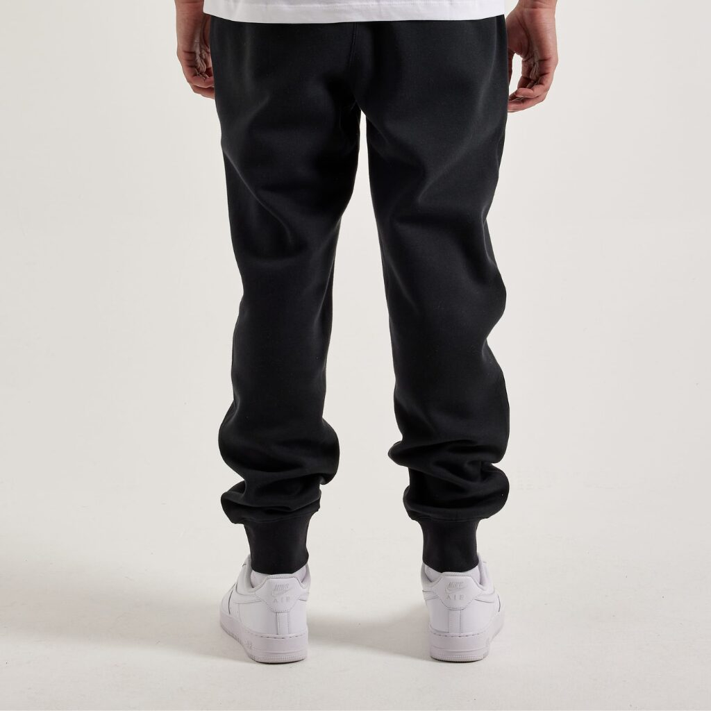 Ensemble de survêtement jogging Nike Sportswear Club FN3868-010 https://mastersportdz.store original Algerie DZ Ensemble de survêtement jogging Nike Sportswear Club FN3868-010 https://mastersportdz.store original Algerie DZ