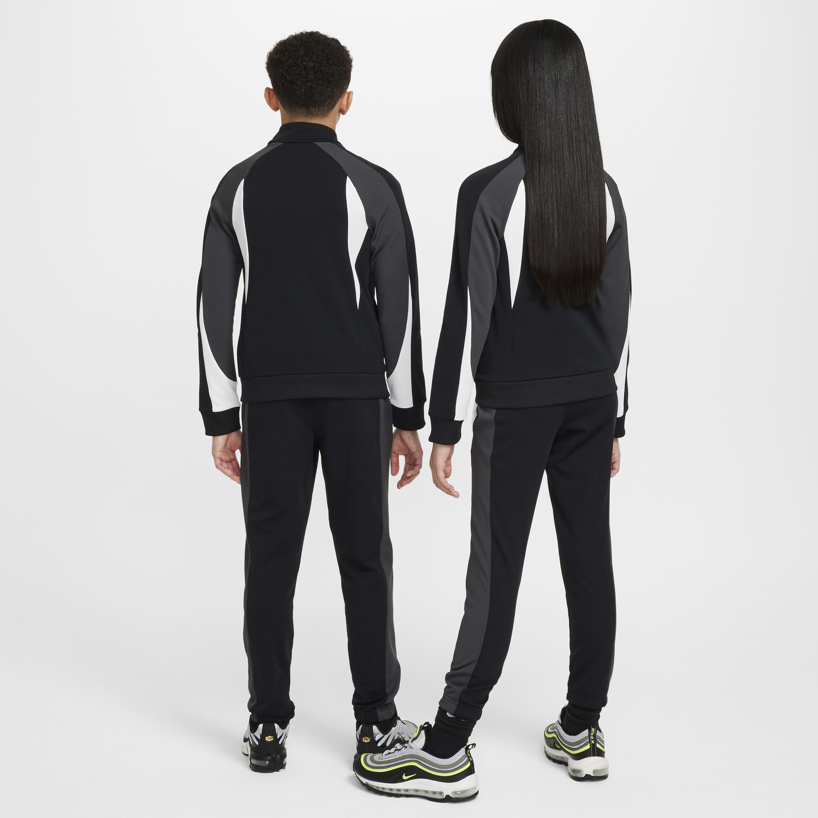 Ensemble de Survêtement Nike AIR FZ4952-010 https://mastersportdz.store original Algerie DZ Ensemble de Survêtement Nike AIR FZ4952-010 https://mastersportdz.store original Algerie DZ