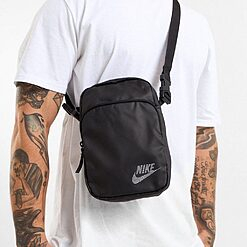 Sacoche Nike Futura Heritage Small HV8549-010 https://mastersportdz.store original Algerie DZ