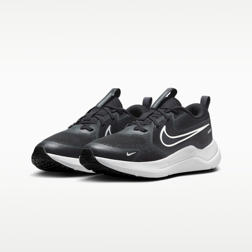 Basket Nike Cosmic Runner HM4402-003 https://mastersportdz.store original Algerie DZ Basket Nike Cosmic Runner HM4402-003 https://mastersportdz.store original Algerie DZ
