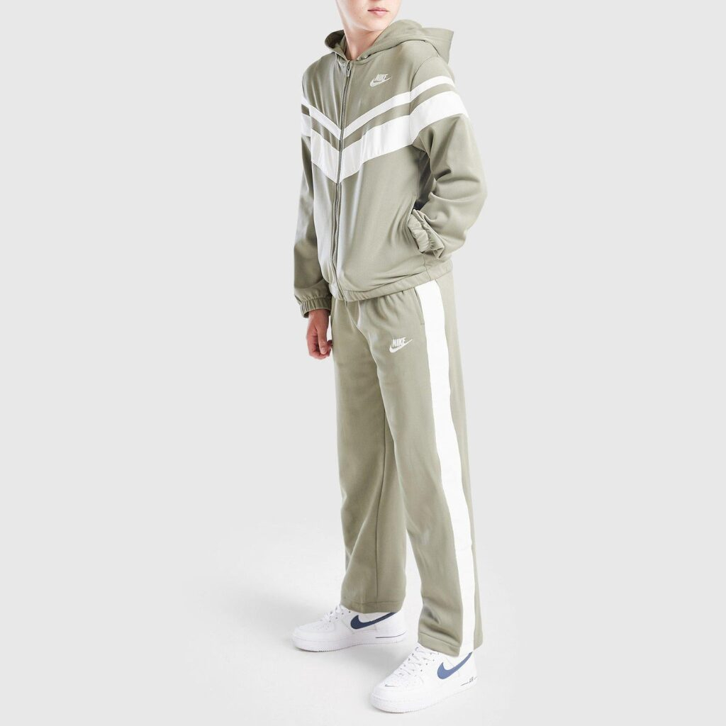 Ensemble de Survêtement Nike Dri-Fit Enfant HQ9316-320 https://mastersportdz.store original Algerie DZ Ensemble de Survêtement Nike Dri-Fit Enfant HQ9316-320 https://mastersportdz.store original Algerie DZ