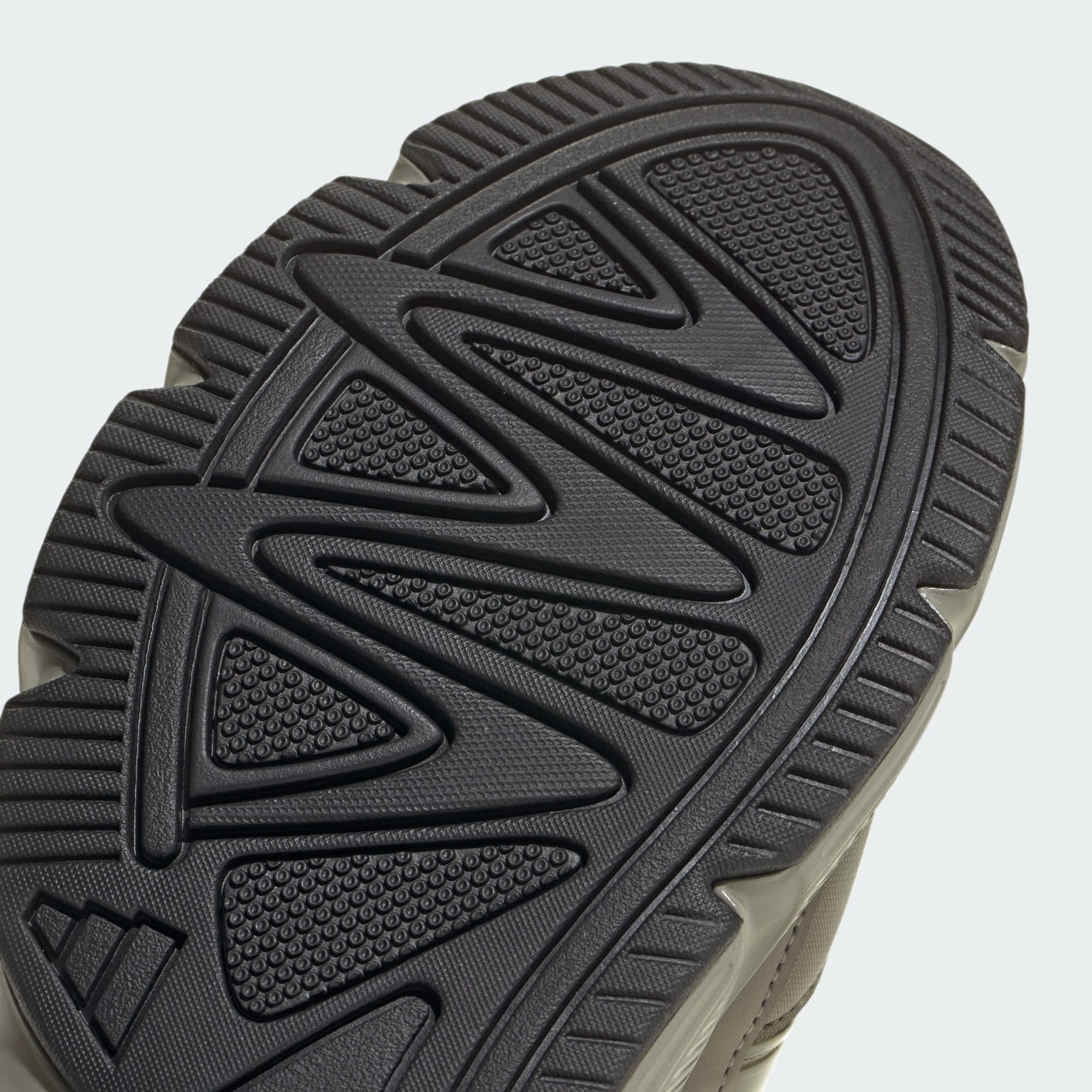 Basket Adidas Crazychaos 2000 JR3576 https://mastersportdz.store original Algerie DZ Basket Adidas Crazychaos 2000 JR3576 https://mastersportdz.store original Algerie DZ