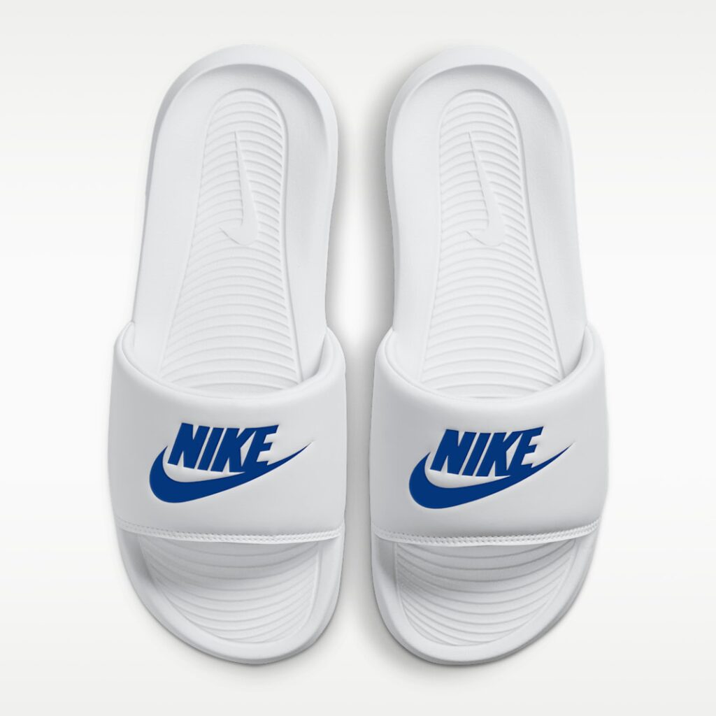 Claquette Nike Victori One CN9675-102 https://mastersportdz.store original Algerie DZ Claquette Nike Victori One CN9675-102 https://mastersportdz.store original Algerie DZ
