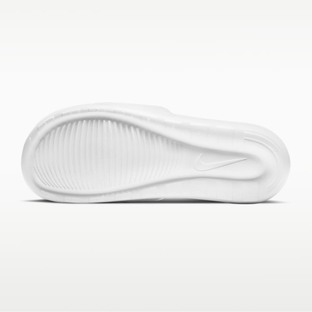 Claquette Nike Victori One CN9675-102 https://mastersportdz.store original Algerie DZ Claquette Nike Victori One CN9675-102 https://mastersportdz.store original Algerie DZ