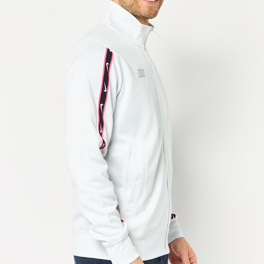 Veste Nike Sportswear Repeat FD1183-121 https://mastersportdz.store original Algerie DZ Veste Nike Sportswear Repeat FD1183-121 https://mastersportdz.store original Algerie DZ